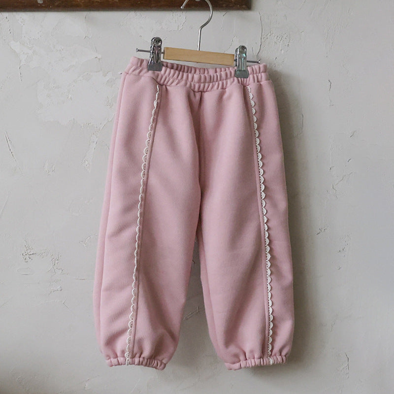 【mh0014801】2026 Otoño Nuevo Strawberry Shan Coreano Niños Niñas Elegante Encaje Holgado Versátil Casual Deportes Pantalones de Chándal