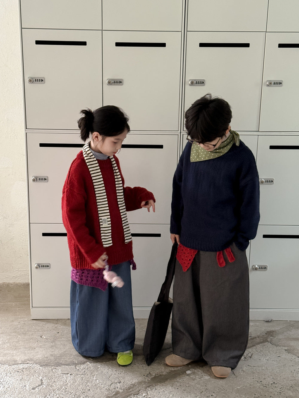 ワイドパンツ キッズ 裏起毛 厚手 デニム風 無地 ストレート ルーズフィット【mh0011680】