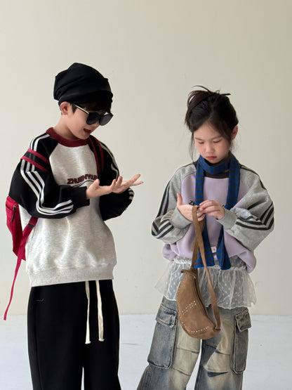 -アメリカンカラーブロック長袖スウェット アルファベットロゴ入りゆったりプルオーバー【mh0010764】 - mamahalo shop - トレーナー・フーディ -  べビー服 - 子供服 - 男の子 - 女の子