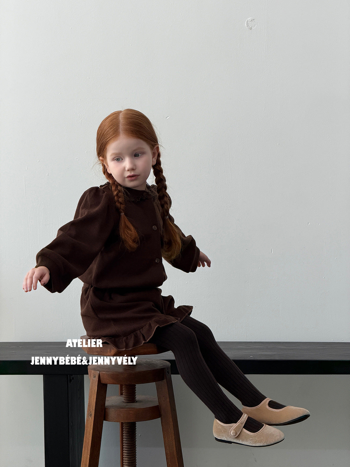 Conjunto de blusa de manga larga con cuello de volantes y mangas abullonadas con pantalón de volantes para niños 【mh0014669】