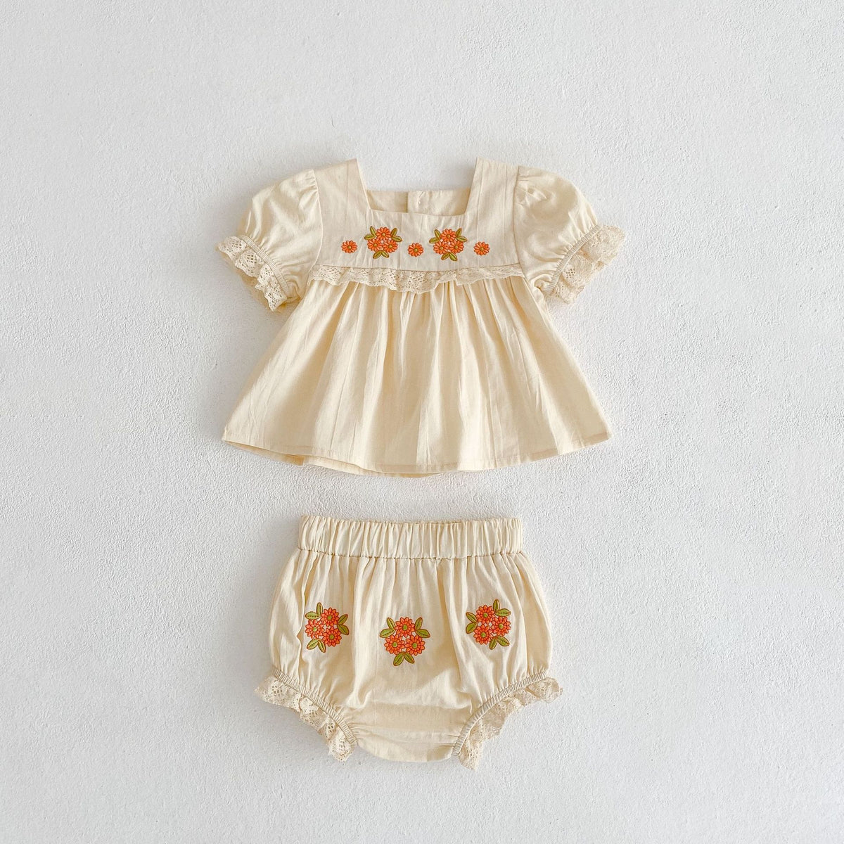 ベビー フラワー 刺繍 パフスリーブ 半袖 ブラウス ブルマパンツ セット【mh0000799】