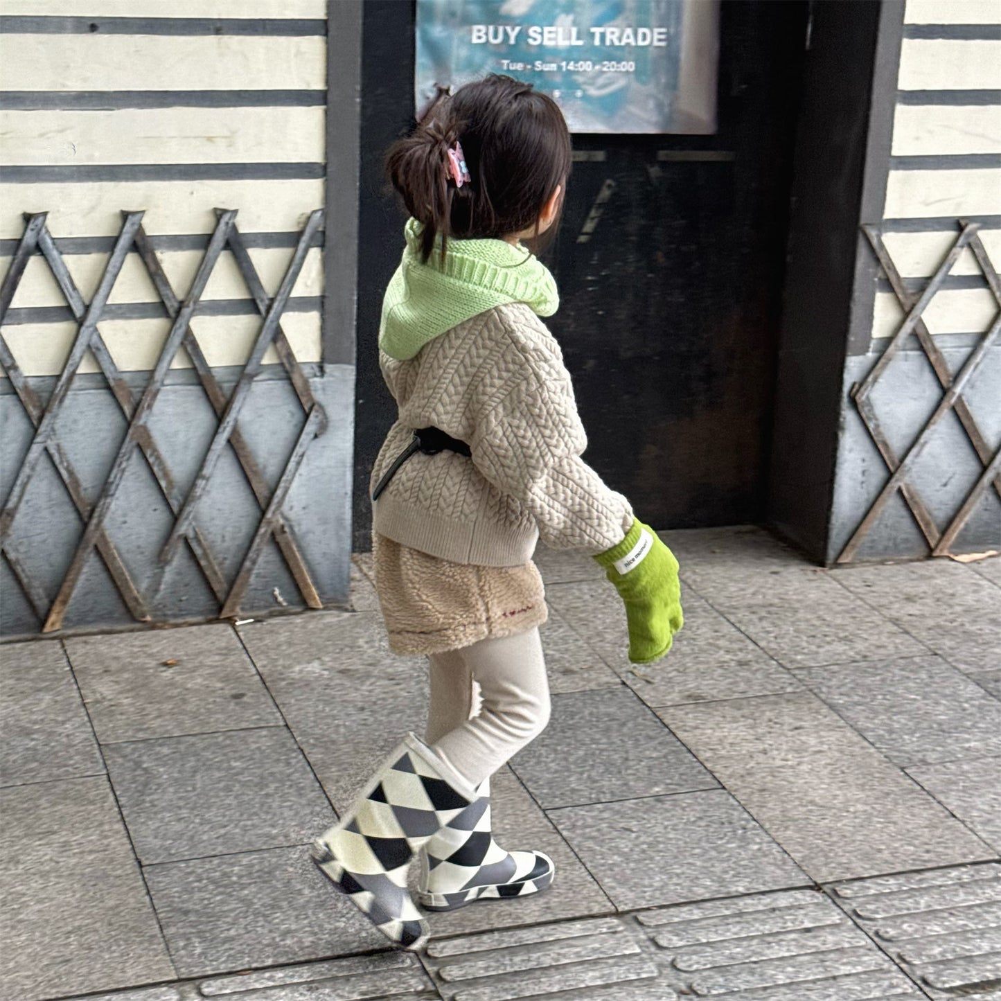 -ボアショートパンツカラーステッチもこもこあったかボトムス【mh0010910】 - mamahalo shop - ハーフパンツ・ショートパンツ -  べビー服 - 子供服 - 男の子 - 女の子