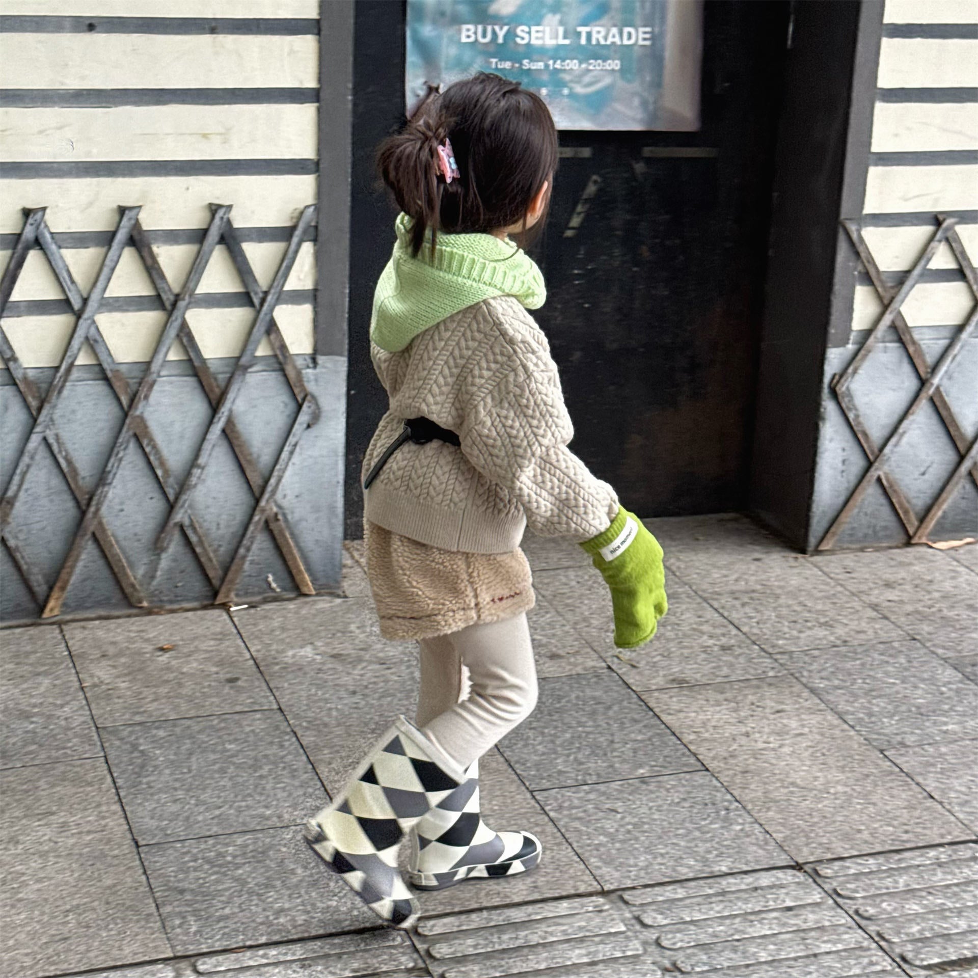 -ボアショートパンツカラーステッチもこもこあったかボトムス【mh0010910】 - mamahalo shop - ハーフパンツ・ショートパンツ -  べビー服 - 子供服 - 男の子 - 女の子