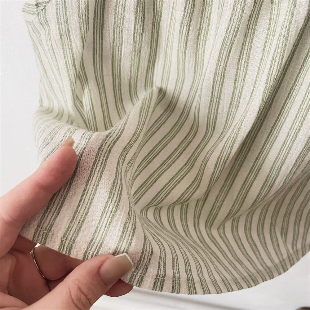 Conjunto de camisola y short de bebé con rayas, encaje y volantes [mh0001840]