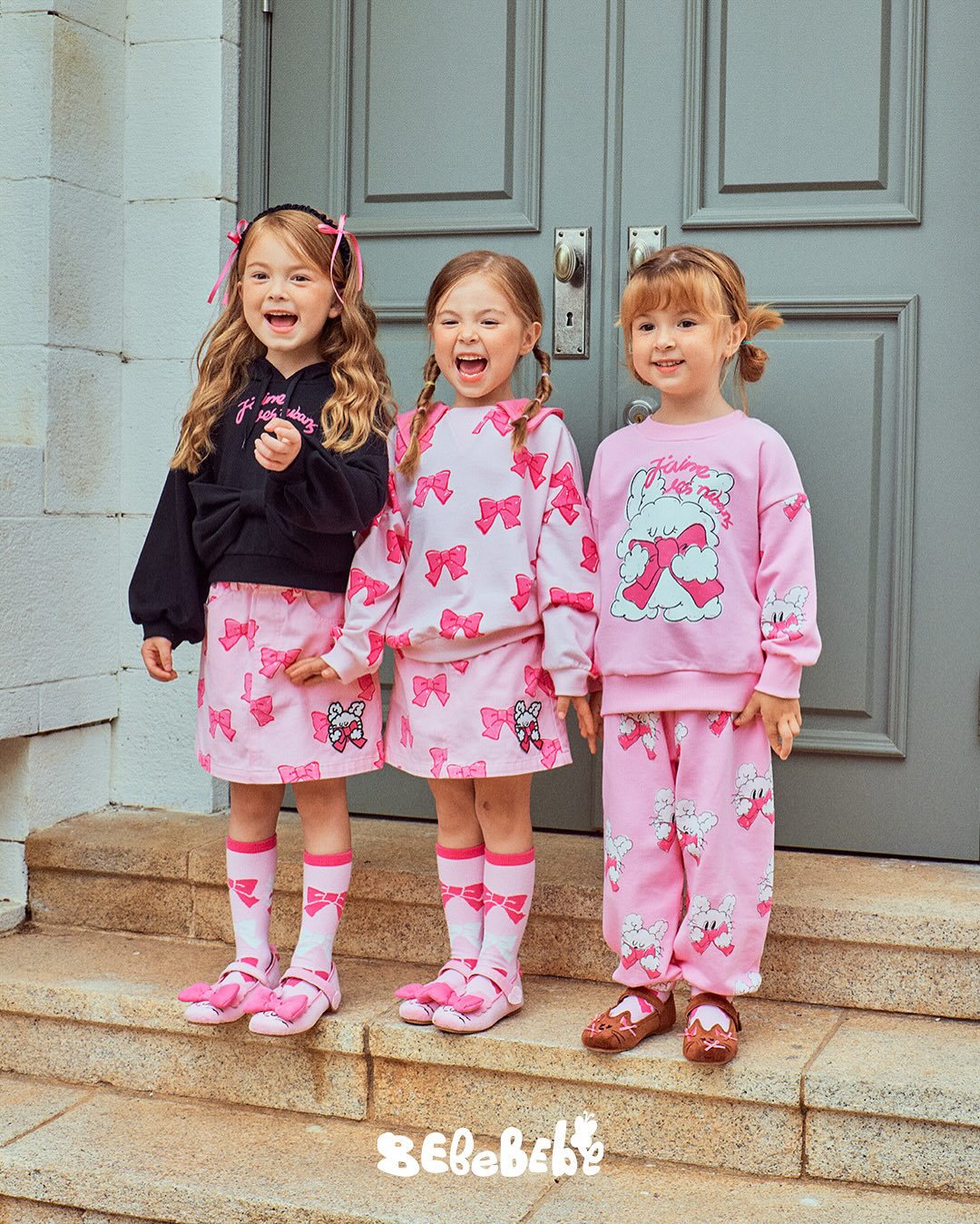 -リボン柄ビッグカラー長袖スウェット/フリル付きミニスカートセットアップ 2点セット【mh0010980】 - mamahalo shop - 長袖セットアップ -  べビー服 - 子供服 - 男の子 - 女の子