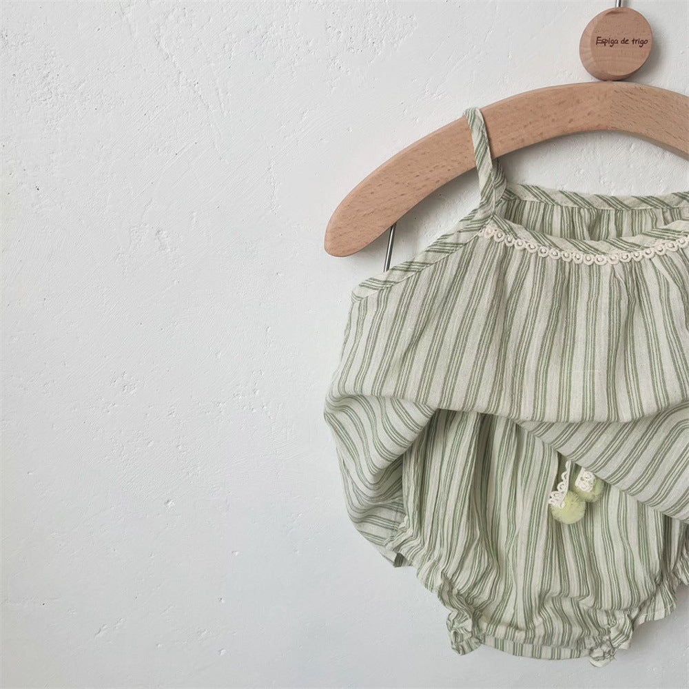 Conjunto de camisola y short de bebé con rayas, encaje y volantes [mh0001840]