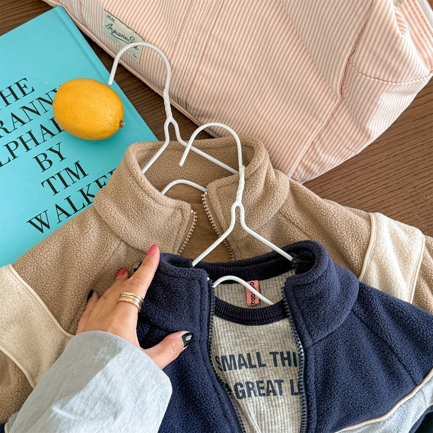 -バイカラージップアップフリースジャケットブルゾン裏起毛防寒アウター【mh0010912】 - mamahalo shop - ショートコート・ジャケット・ジャンパー -  べビー服 - 子供服 - 男の子 - 女の子