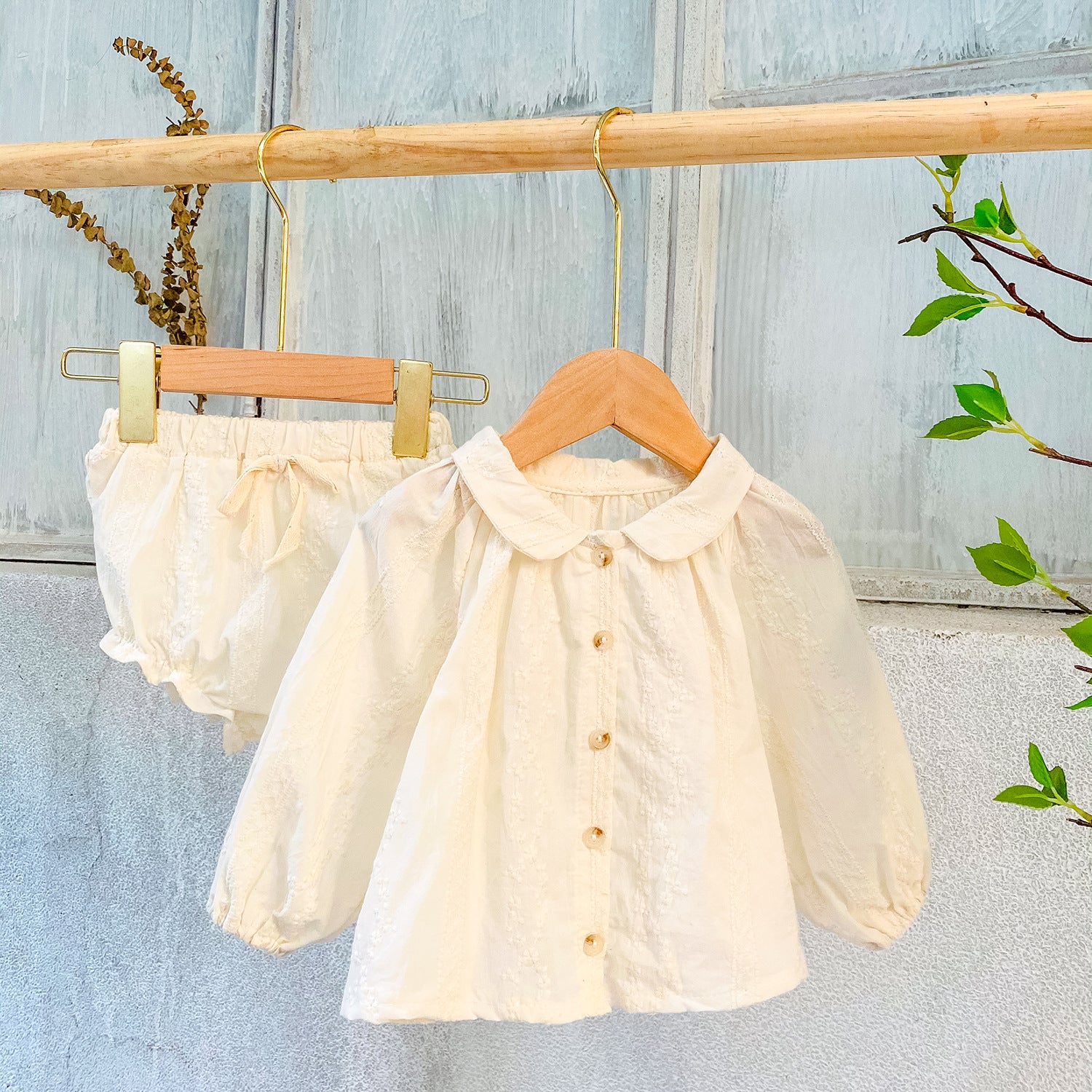 -ベビーセットアップ 2点セット 長袖パフスリーブブラウス ブルマパンツ レース刺繍【mh0003785】 - mamahalo shop - 長袖セットアップ -  べビー服 - 子供服 - 男の子 - 女の子