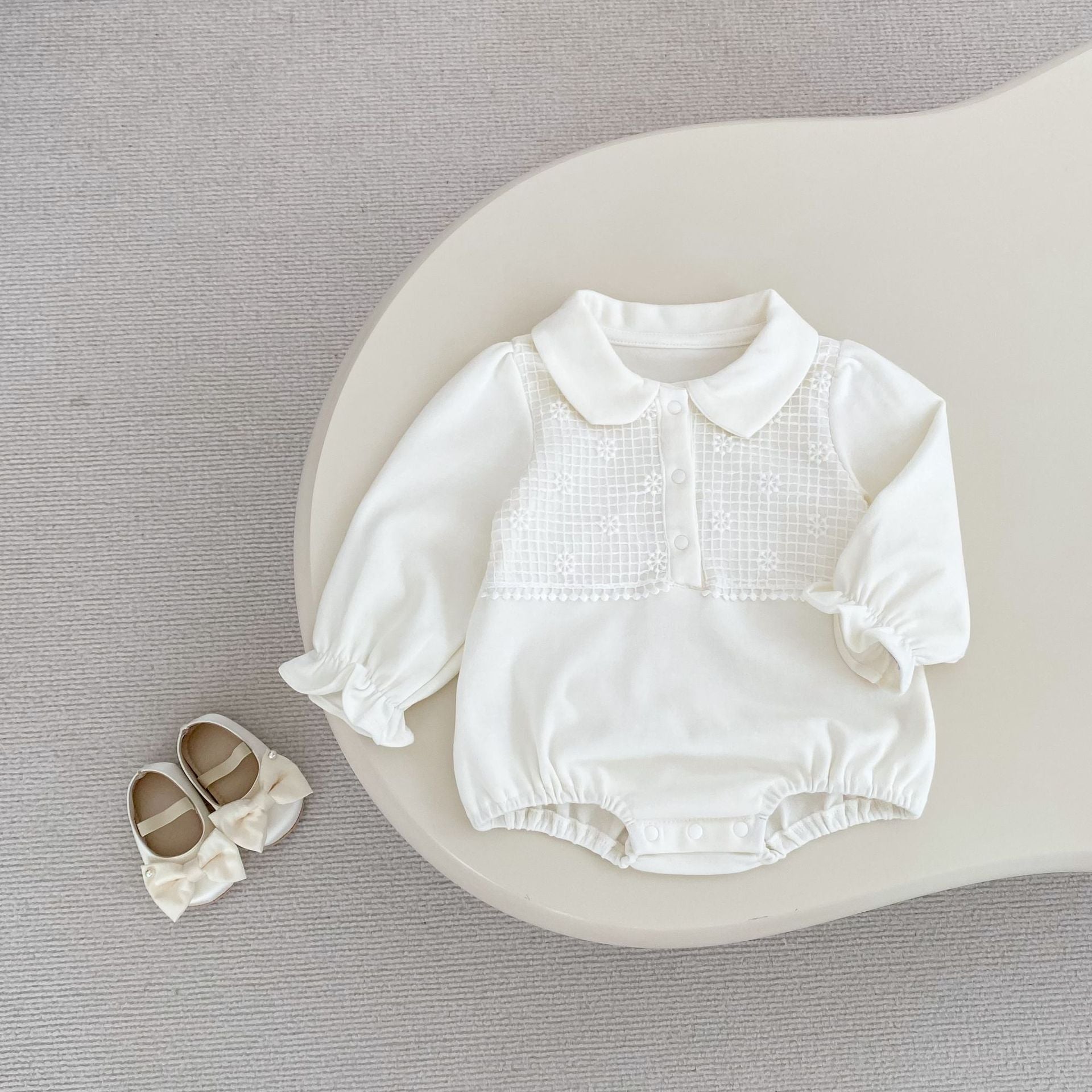 -刺繍切り替え襟付き長袖ロンパース【mh0010851】 - mamahalo shop - 長袖ロンパース -  べビー服 - 子供服 - 男の子 - 女の子