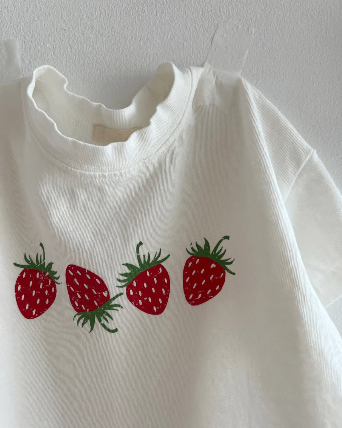 Strawberry Print Crewneck Tee ストロベリー 半袖Tシャツ【mh0013612】