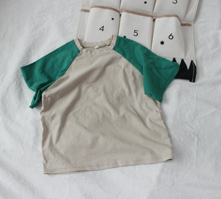 Camiseta infantil bicolor de manga corta raglán