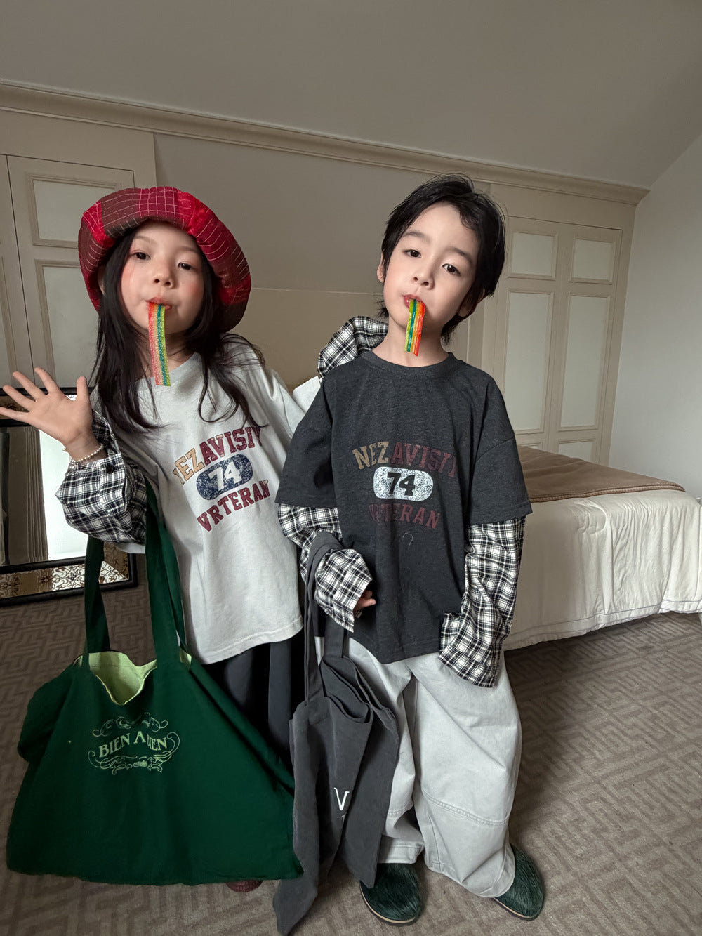 キッズ ジュニア チェック柄 重ね着風 レイヤード 英字プリント ルーズ 長袖Tシャツ【mh0014384】