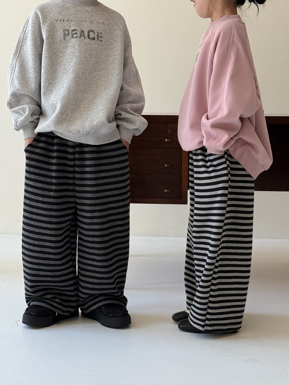 -ボーダーワイドパンツ ゆったりストレートスウェットパンツ【mh0010774】 - mamahalo shop - ロングパンツ・スウェットパンツ -  べビー服 - 子供服 - 男の子 - 女の子