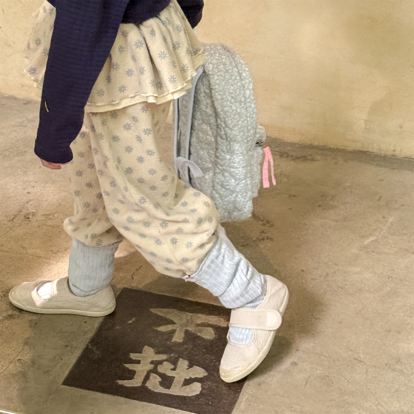 -ビッグフリルスカート付きボアパンツ フリースパンツ【mh0010817】 - mamahalo shop - ロングパンツ・スウェットパンツ -  べビー服 - 子供服 - 男の子 - 女の子