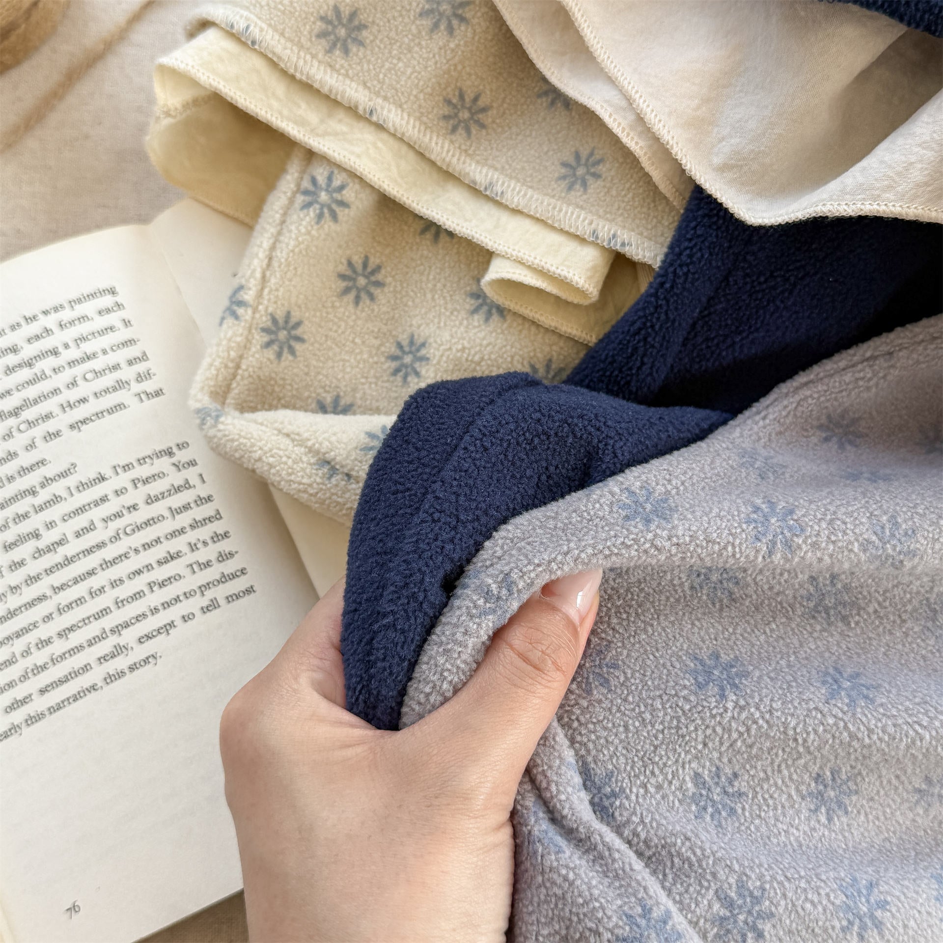 -ビッグフリルスカート付きボアパンツ フリースパンツ【mh0010817】 - mamahalo shop - ロングパンツ・スウェットパンツ -  べビー服 - 子供服 - 男の子 - 女の子