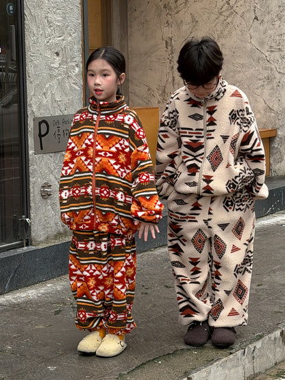 Two-piece flannel set featuring a tribal and geometric print, full zip-up, stand-up collar, and fleece. [mh0011860]