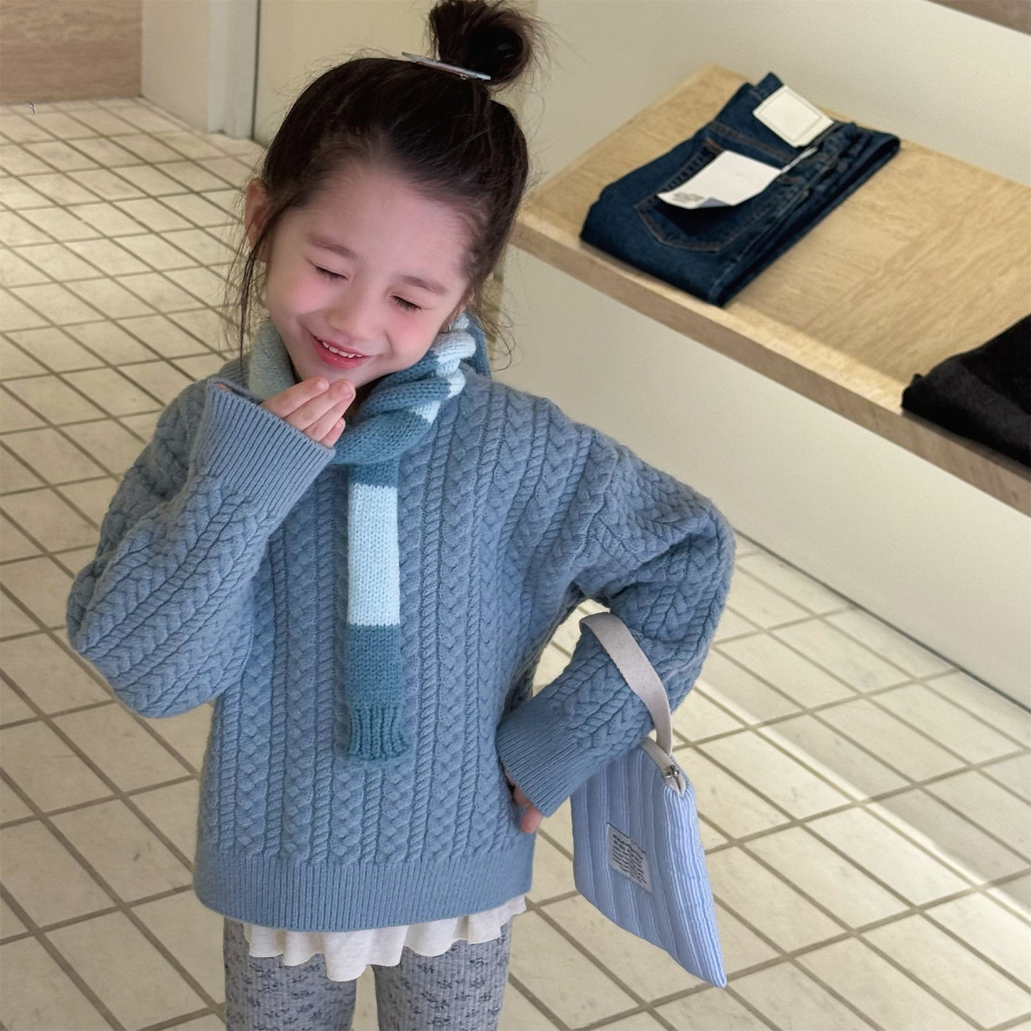 ケーブル編みクルーネックセーター【mh0010906】