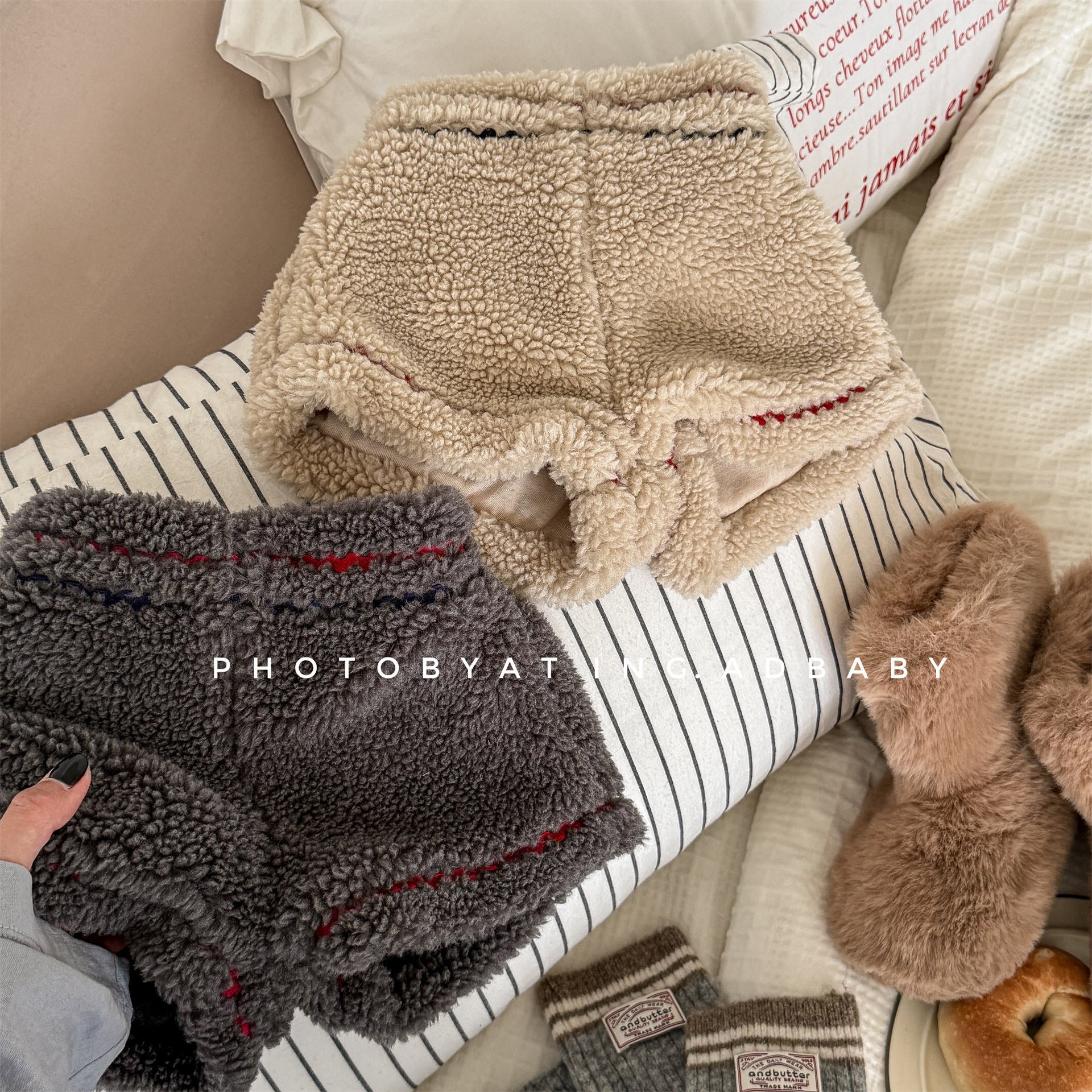 -ボアショートパンツカラーステッチもこもこあったかボトムス【mh0010910】 - mamahalo shop - ハーフパンツ・ショートパンツ -  べビー服 - 子供服 - 男の子 - 女の子