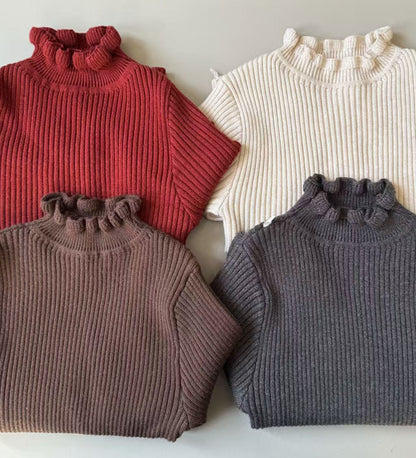 Long-sleeved mock neck cut-and-sew sweater with a ruffled high neck and bottle neck. Basic sweater [mh0011897]