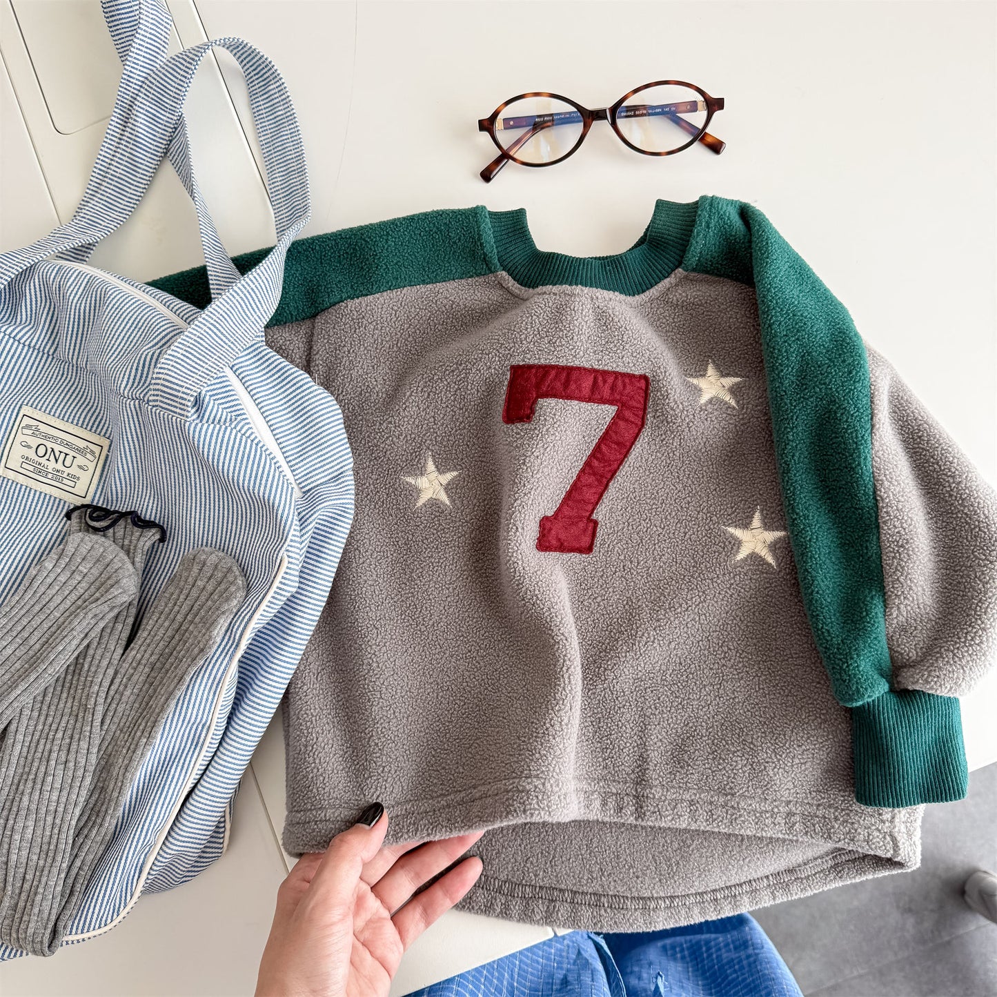 -ナンバーワッペン星柄フリーストレーナー【mh0010909】 - mamahalo shop - トレーナー・フーディ -  べビー服 - 子供服 - 男の子 - 女の子