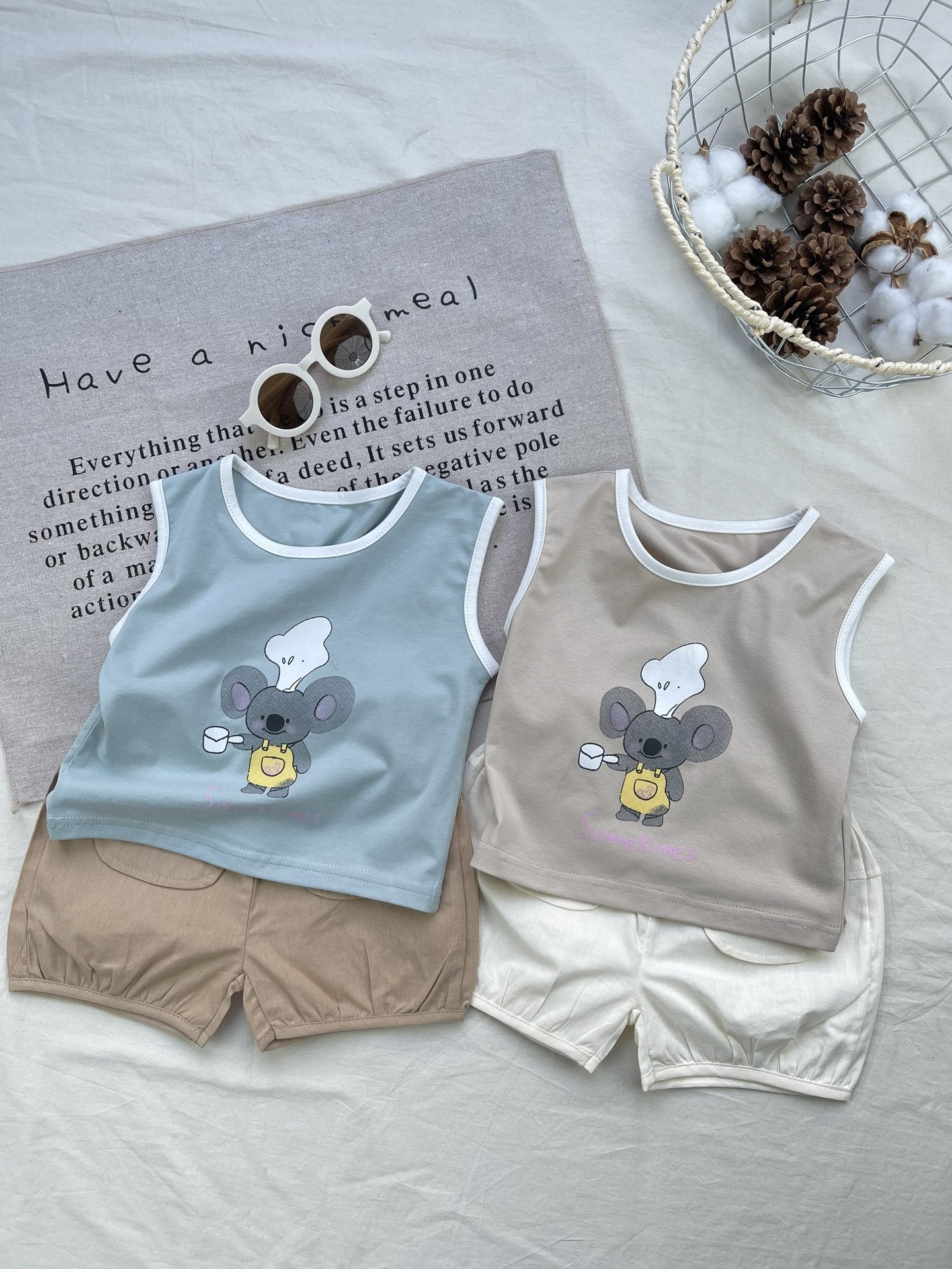 Conjunto de camiseta sin mangas y pantalones cortos con gráfico de Koala Chef | Set de camiseta sin mangas y pantalones cortos de animales【mh0012924】