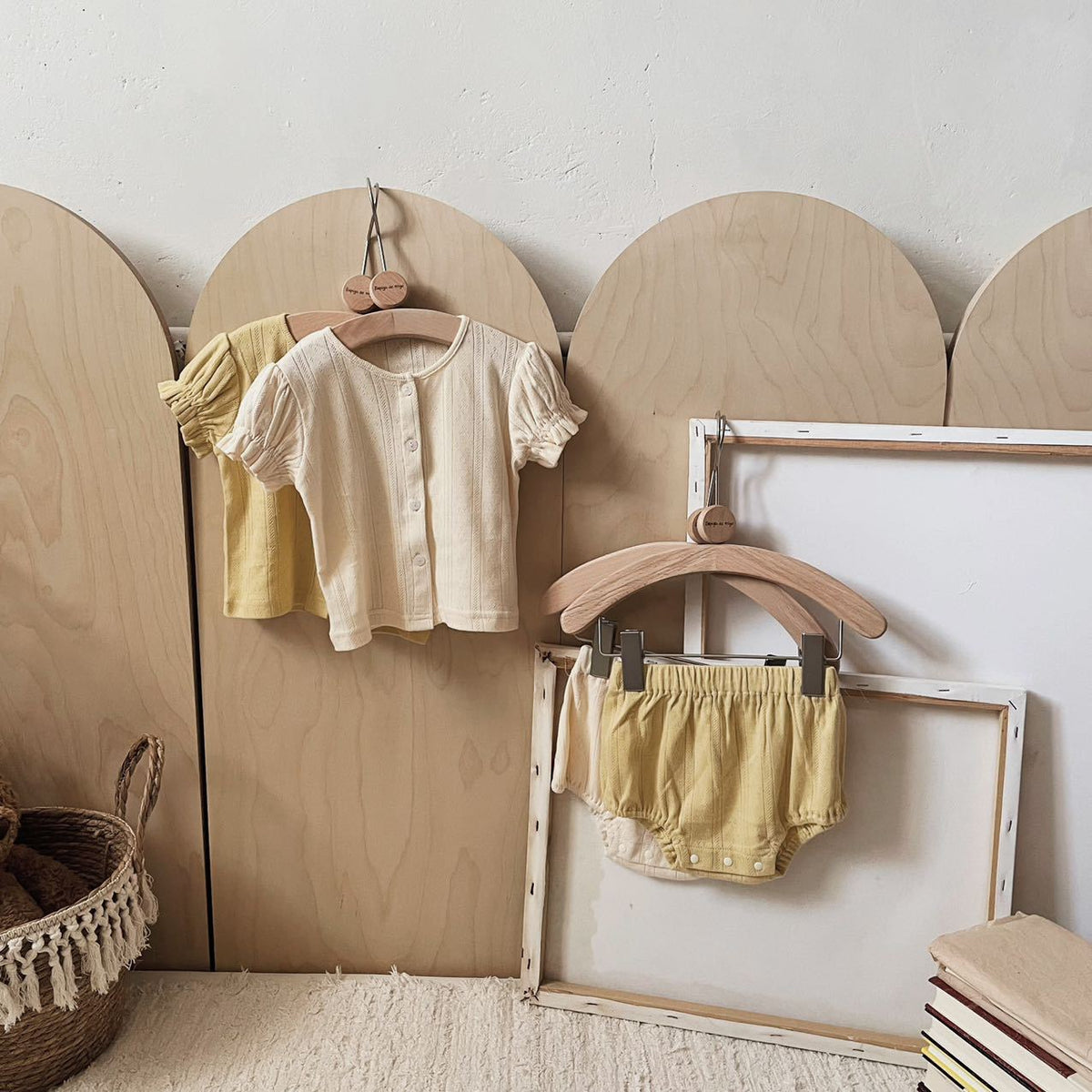 Baby Eyelet Puff Sleeve Short Sleeve Blouse and Shorts Set