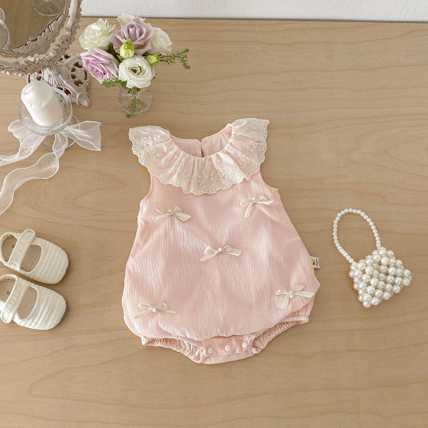 Sleeveless Lace Collar Bow Romper mameluco con lazo en el cuello de encaje sin mangas【mh0013435】
