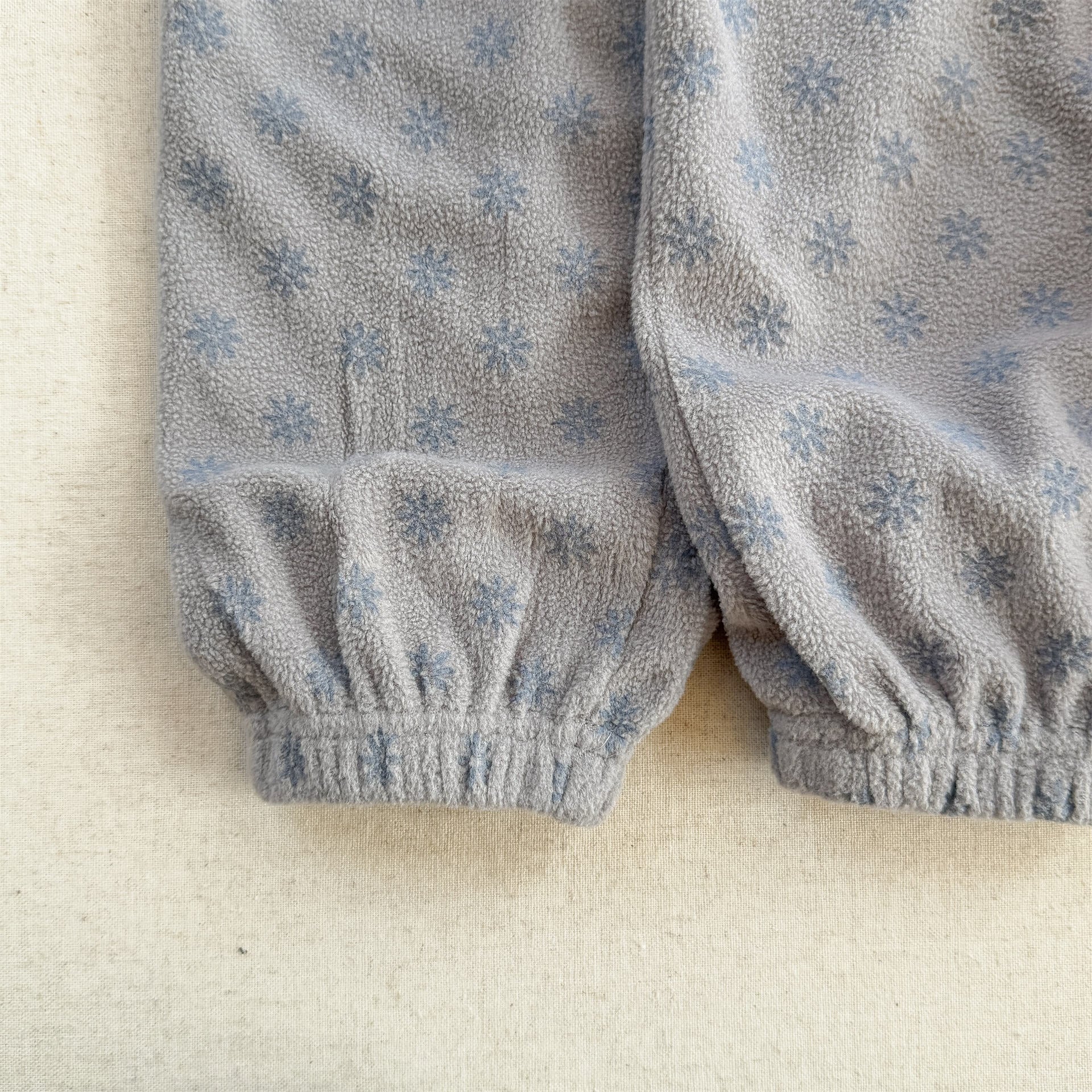 -ビッグフリルスカート付きボアパンツ フリースパンツ【mh0010817】 - mamahalo shop - ロングパンツ・スウェットパンツ -  べビー服 - 子供服 - 男の子 - 女の子