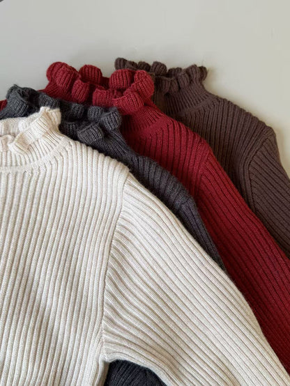 Long-sleeved mock neck cut-and-sew sweater with a ruffled high neck and bottle neck. Basic sweater [mh0011897]