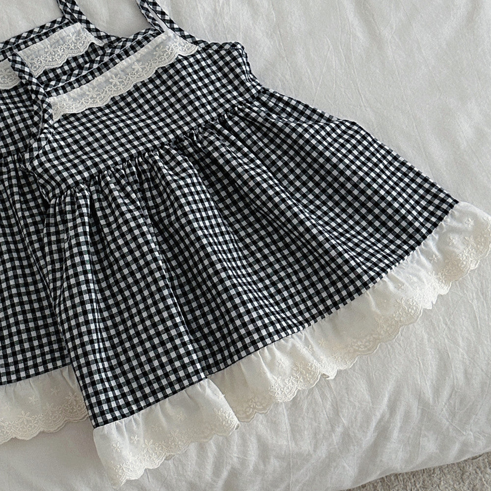Vestido camisero de tirantes para bebé y niña con estampado de cuadros vichy, cuello con volantes, acabado en ondas y detalle de encaje, incluye camiseta de manga larga 【mh0014481】