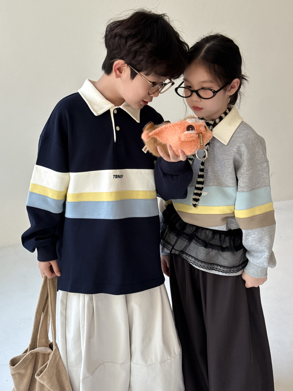 -ビッグボーダー長袖スウェットポロシャツ ロゴ刺繍入り襟付きトップス【mh0010779】 - mamahalo shop - 長袖シャツ・ブラウス -  べビー服 - 子供服 - 男の子 - 女の子