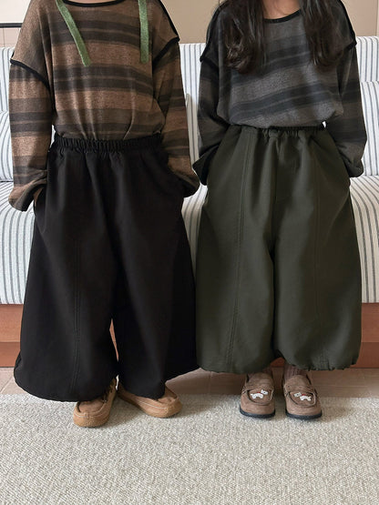 キッズ切り替えステッチルーズワイドパンツ、黒のゴムウエストワイドパンツ