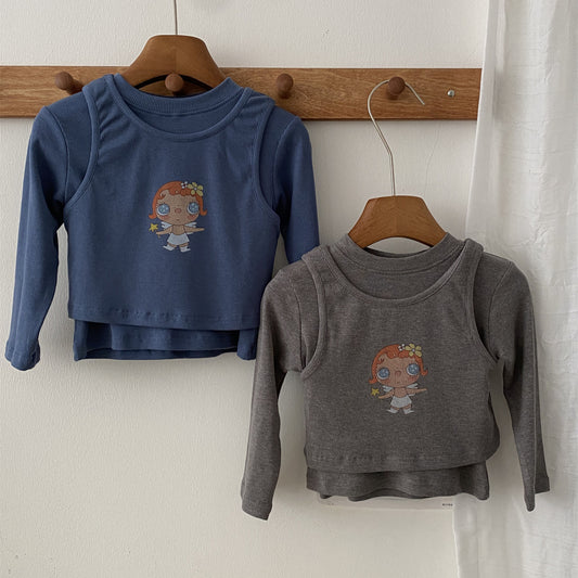 キッズ用長袖Tシャツ2枚（ブルー/グレー）、胸のプリントキャラクター