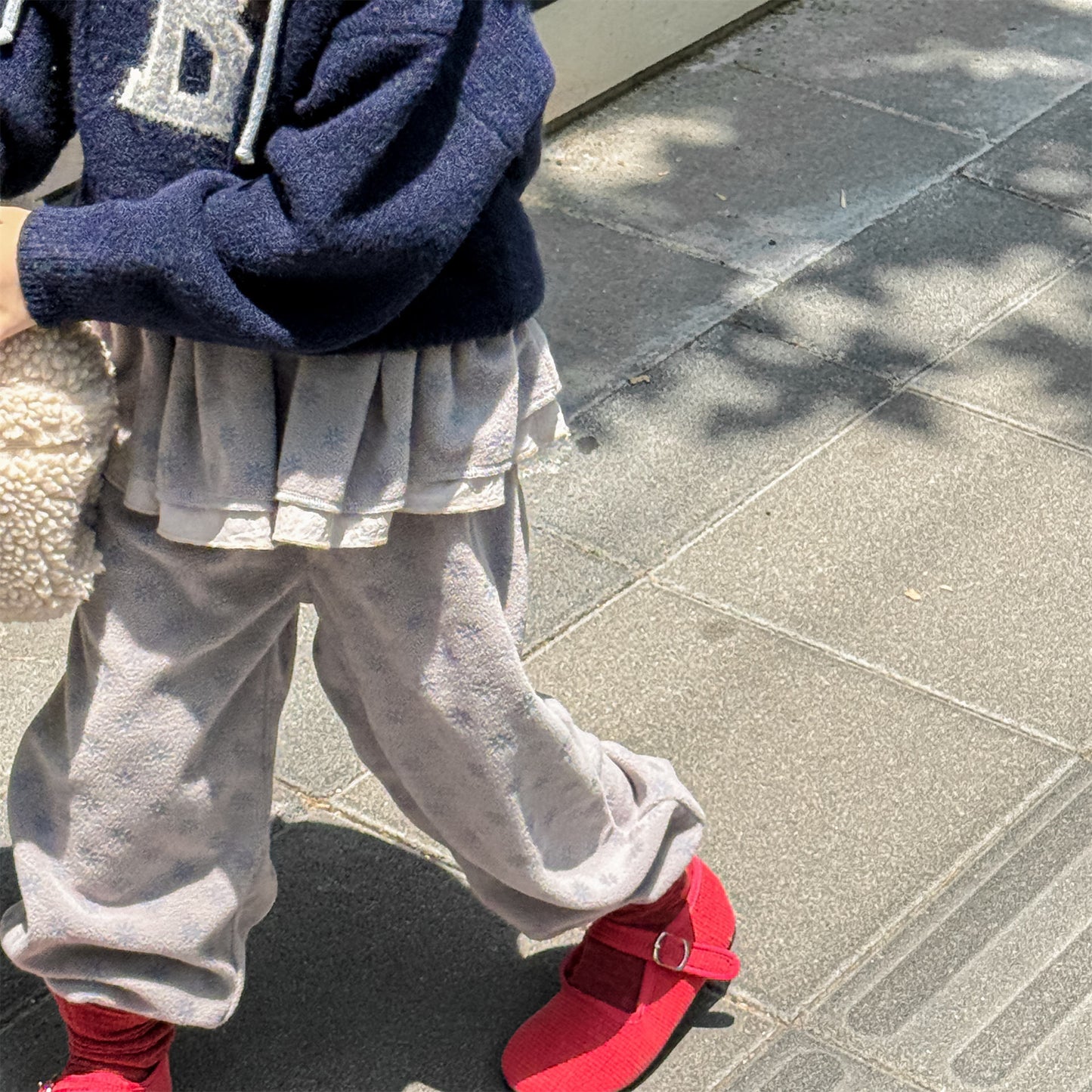 -ビッグフリルスカート付きボアパンツ フリースパンツ【mh0010817】 - mamahalo shop - ロングパンツ・スウェットパンツ -  べビー服 - 子供服 - 男の子 - 女の子