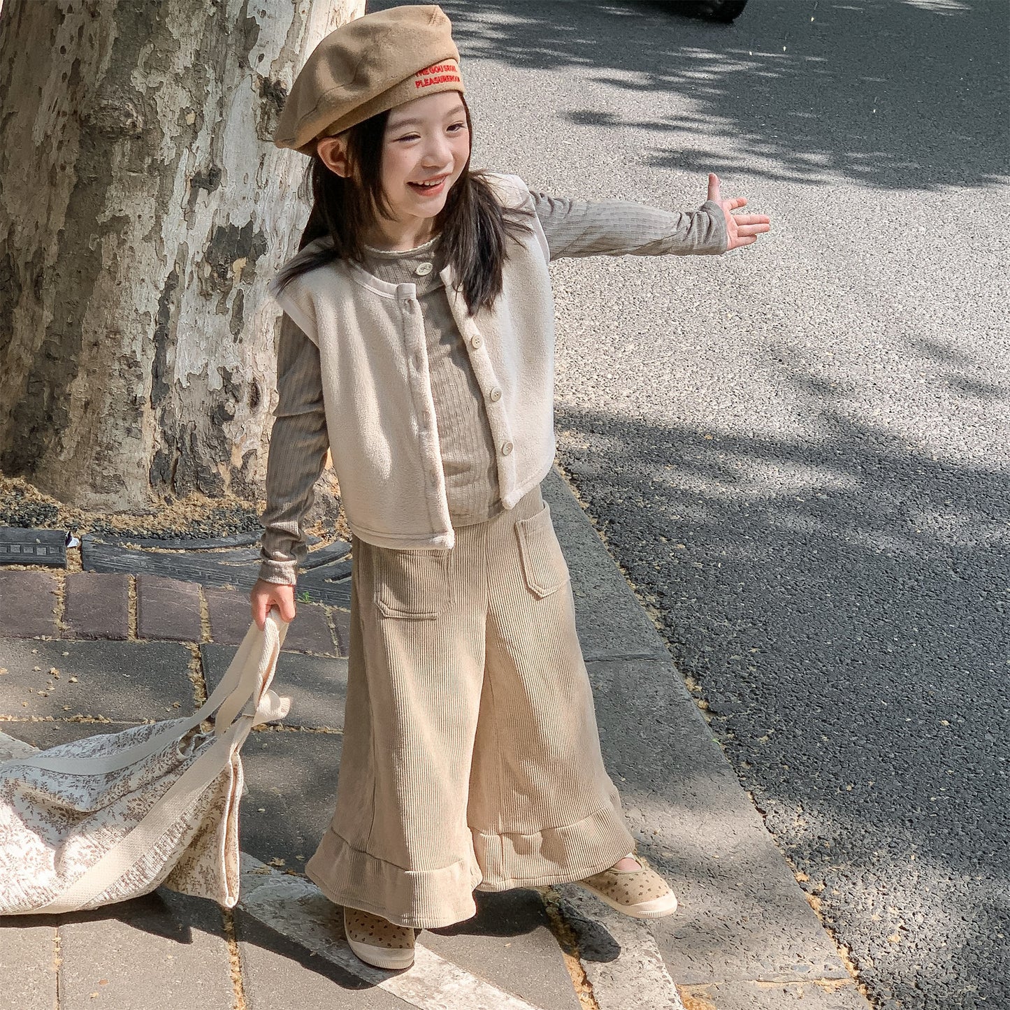 -フロントボタン付きフリースベスト【mh0010809】 - mamahalo shop - ベスト -  べビー服 - 子供服 - 男の子 - 女の子