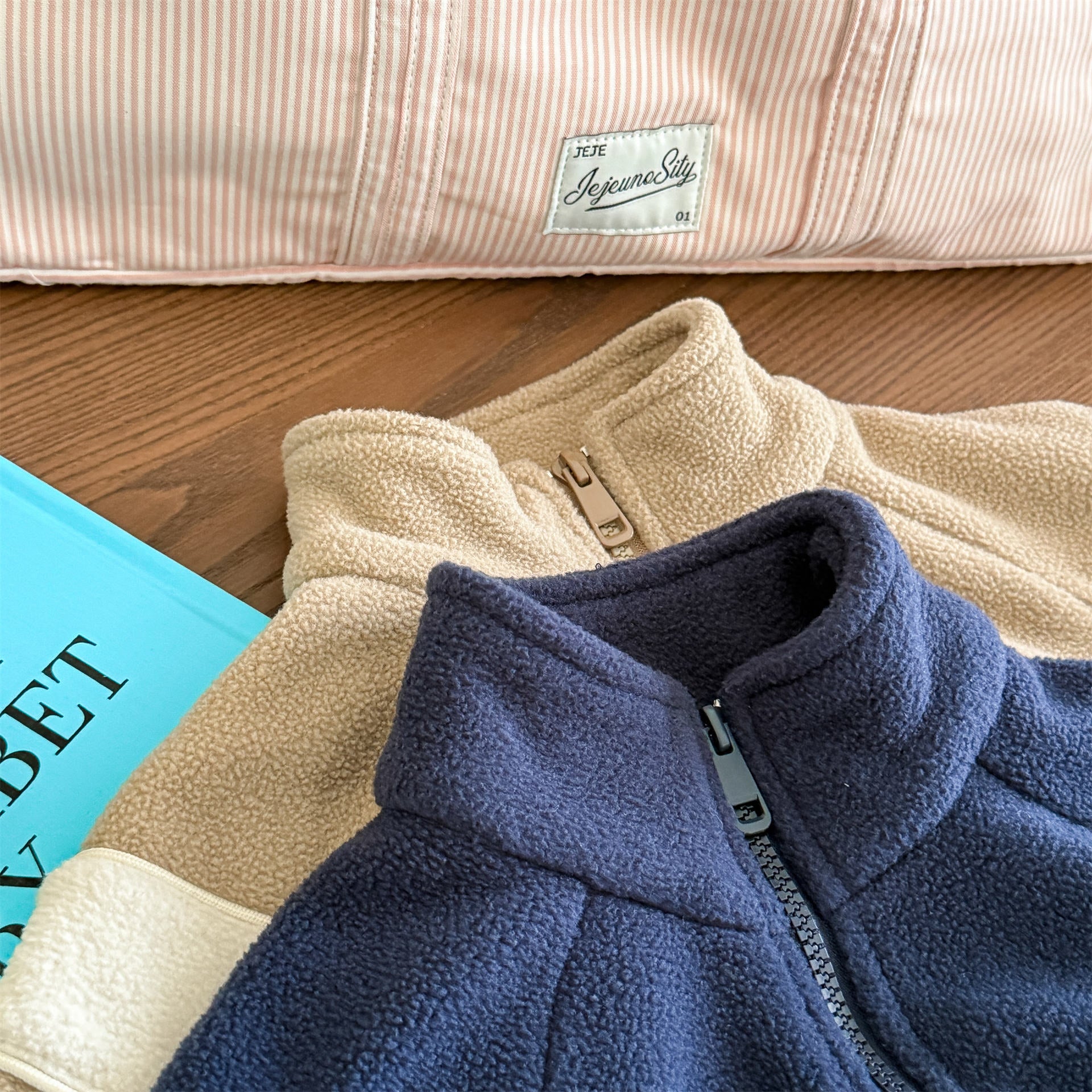 -バイカラージップアップフリースジャケットブルゾン裏起毛防寒アウター【mh0010912】 - mamahalo shop - ショートコート・ジャケット・ジャンパー -  べビー服 - 子供服 - 男の子 - 女の子