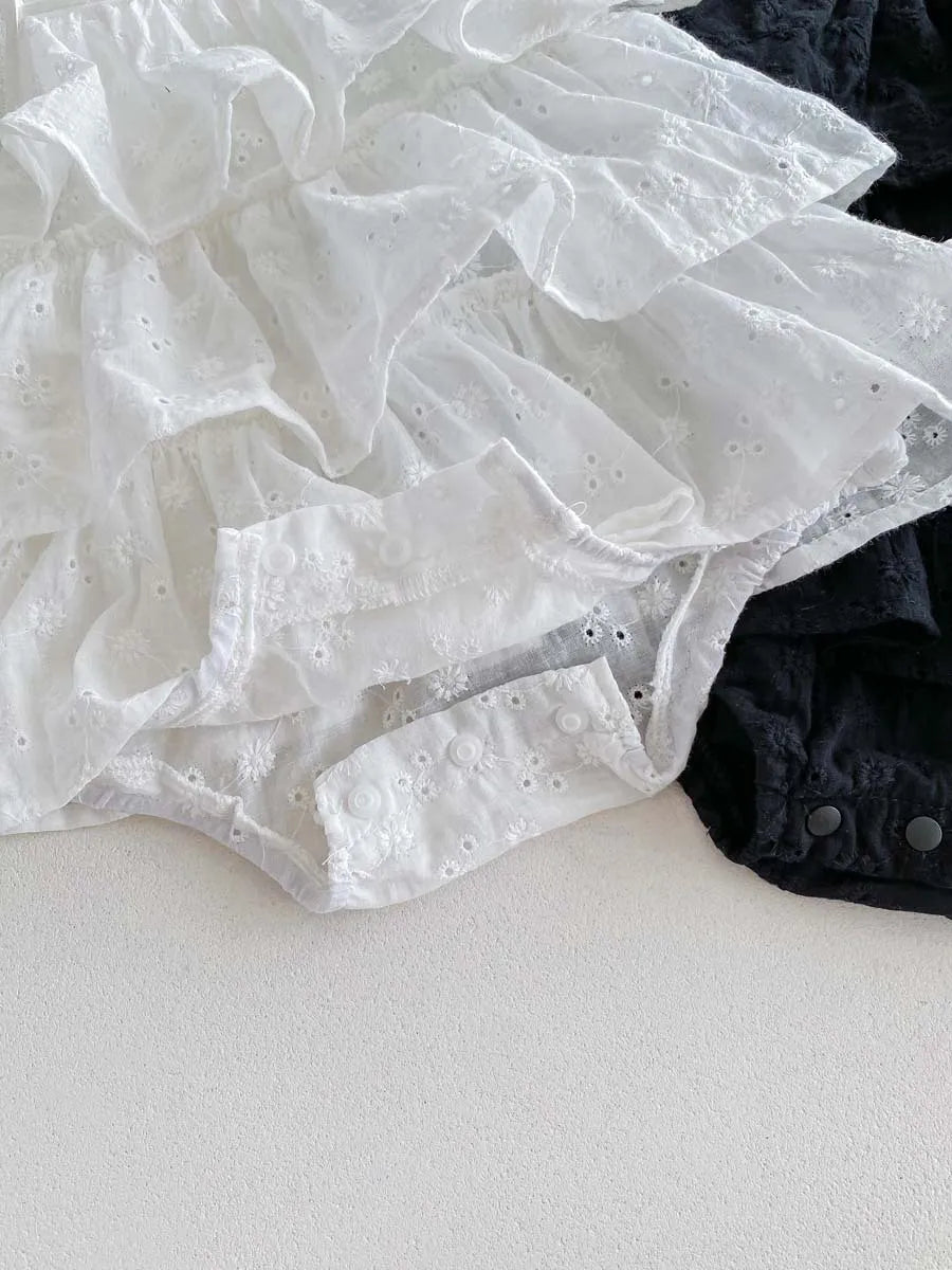 -ベビーロンパース キャミソールボディスーツ 刺繍レース ティアードフリル 2カラー - mamahalo shop - ノースリーブロンパース -  べビー服 - 子供服 - 男の子 - 女の子