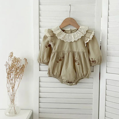-ベビーロンパース/キッズワンピース レースラッフル襟ショルダーフリルフラワープリント長袖ボディスーツ/ワンピース リンクコーデ 姉妹 お揃いコーデ【mh0007420】 - mamahalo shop - 長袖ロンパース -  べビー服 - 子供服 - 男の子 - 女の子