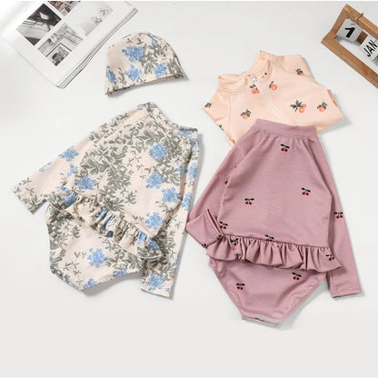 -キッズ水着 ガールズ 長袖ジップアップ ワンピース+帽子セット フリル フラワー花柄プリント スイムウェア【mh0005976】 - mamahalo shop - ベビー用水着 -  べビー服 - 子供服 - 男の子 - 女の子