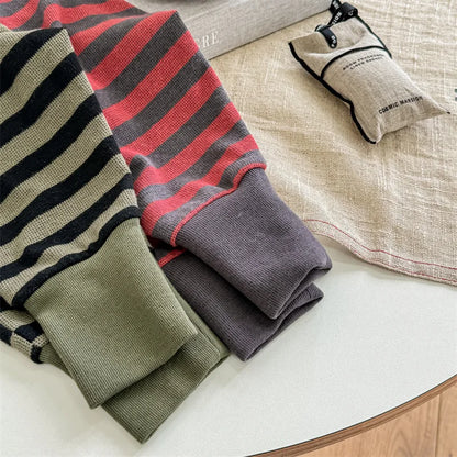 -キッズパンツ ボーダー柄ジョガーパンツ アーミーグリーン/レッド/2カラー - mamahalo shop - ロングパンツ・スウェットパンツ -  べビー服 - 子供服 - 男の子 - 女の子