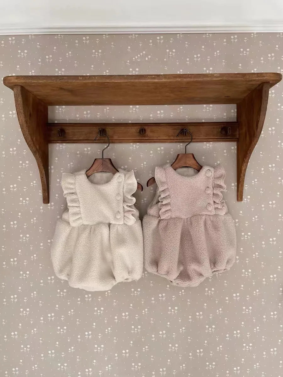 -ベビーロンパース ノースリーブロンパース フリース フリルショルダー 2カラー - mamahalo shop - ノースリーブロンパース -  べビー服 - 子供服 - 男の子 - 女の子