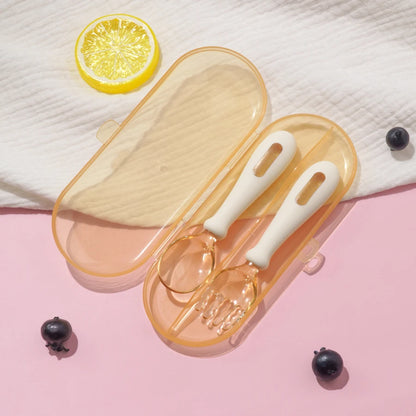 -ベビー用シリコンスプーン＆フォーク 柔らかく曲がる 新生児用 食事トレーニング用食器セット【mh0005792】 - mamahalo shop - ベビーキッズ食器 -  べビー服 - 子供服 - 男の子 - 女の子