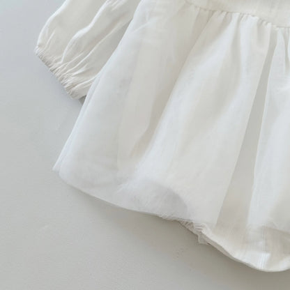 -ベビーロンパース 長袖スカートボディスーツ レース スワンワンポイント ホワイト - mamahalo shop - 長袖ロンパース -  べビー服 - 子供服 - 男の子 - 女の子