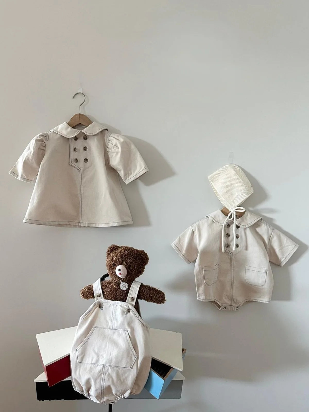 -ベビーロンパース 襟付きフロントダブルボタン長袖ボディスーツ 2カラー - mamahalo shop - 長袖ロンパース -  べビー服 - 子供服 - 男の子 - 女の子