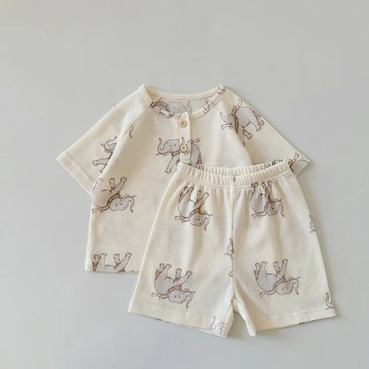 -キッズセットアップ 2点セット ヘンリーネック 半袖Tシャツ+ショートパンツ ルームウェア アニマルプリント【mh0006510】 - mamahalo shop - 半袖セットアップ -  べビー服 - 子供服 - 男の子 - 女の子