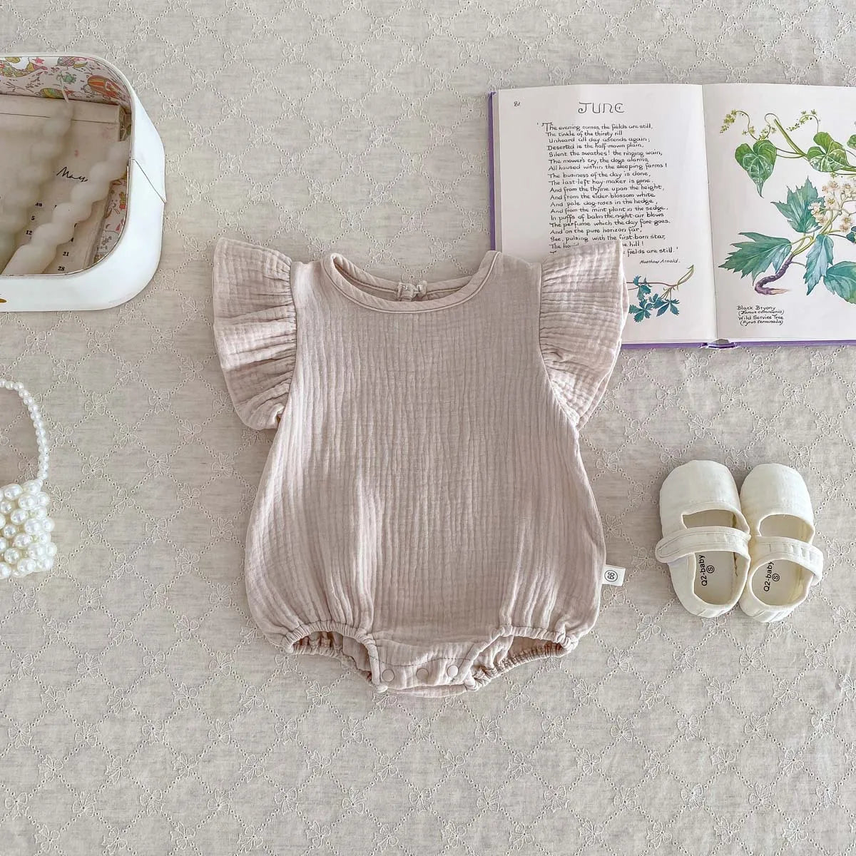 -ベビーロンパース フリルスリーブボディスーツ 2カラー【mh0004476】 - mamahalo shop - 半袖ロンパース -  べビー服 - 子供服 - 男の子 - 女の子