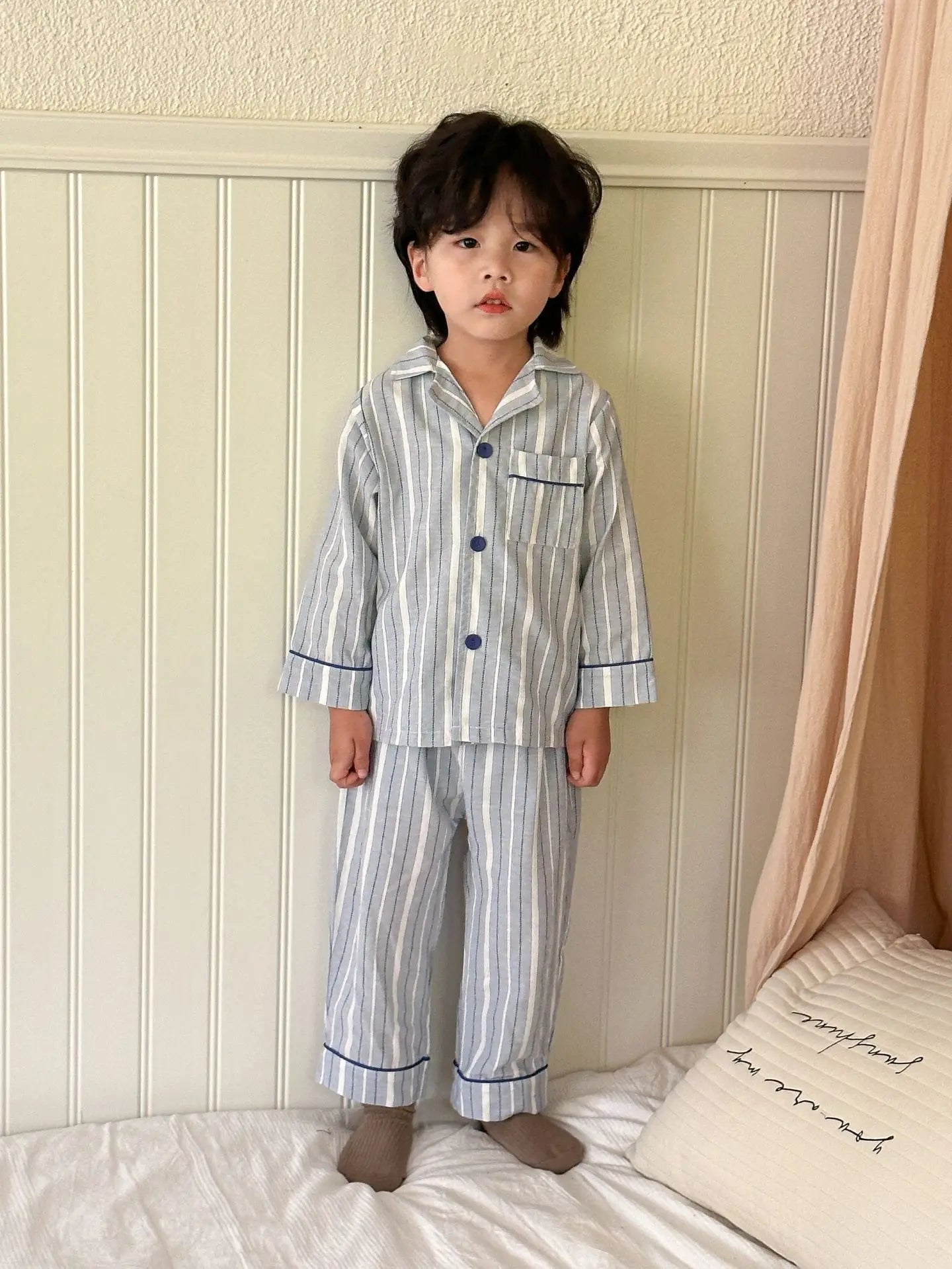 -キッズパジャマセット 長袖シャツ+ロングパンツ レトロストライプ 2カラー【mh0006433】 - mamahalo shop - 長袖パジャマ -  べビー服 - 子供服 - 男の子 - 女の子