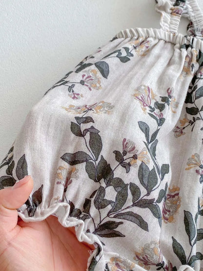 -ベビーロンパース フリルサスペンダーボディスーツ フラワー花柄プリント【mh0006193】 - mamahalo shop - ノースリーブロンパース -  べビー服 - 子供服 - 男の子 - 女の子