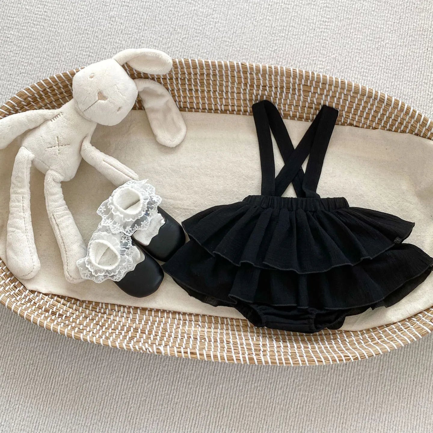 -ベビーパンツ サスペンダースカートブルマ ケーキスカート ブラック/ホワイト/2カラー - mamahalo shop - ブルマパンツ -  べビー服 - 子供服 - 男の子 - 女の子