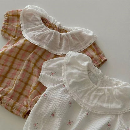 -ベビー フラワー 小花柄 チェック フリルカラー 半袖 ロンパース ホワイト イエローピンク ガールズ【mh0002041】 - mamahalo shop - 半袖ロンパース -  べビー服 - 子供服 - 男の子 - 女の子